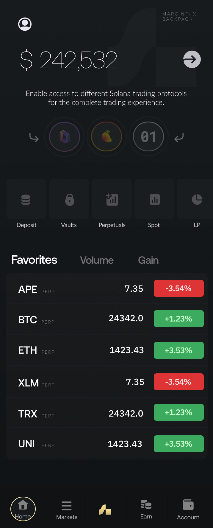 xNFT App home with balance, protocol selection, product shortcuts, and favorites